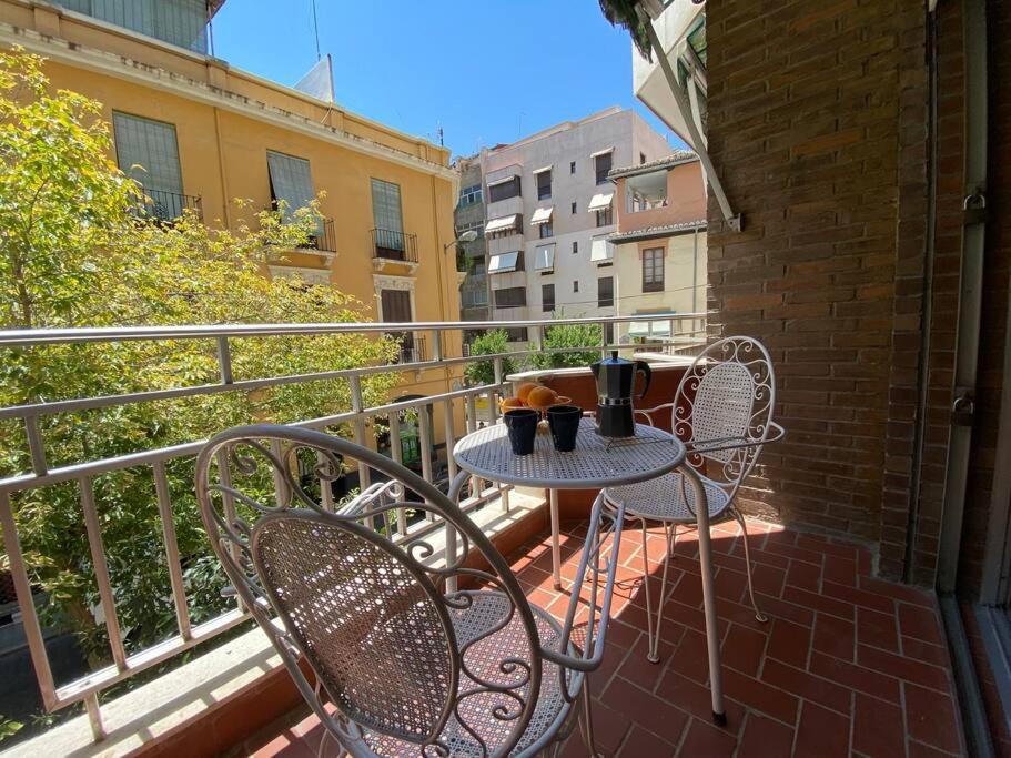 Apartamento Piso En El Centro De Granada. Parking Opcional Exterior foto