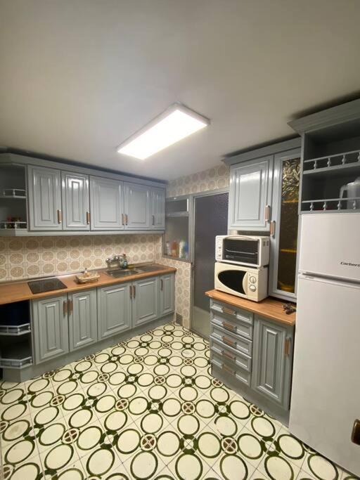 Apartamento Piso En El Centro De Granada. Parking Opcional Exterior foto